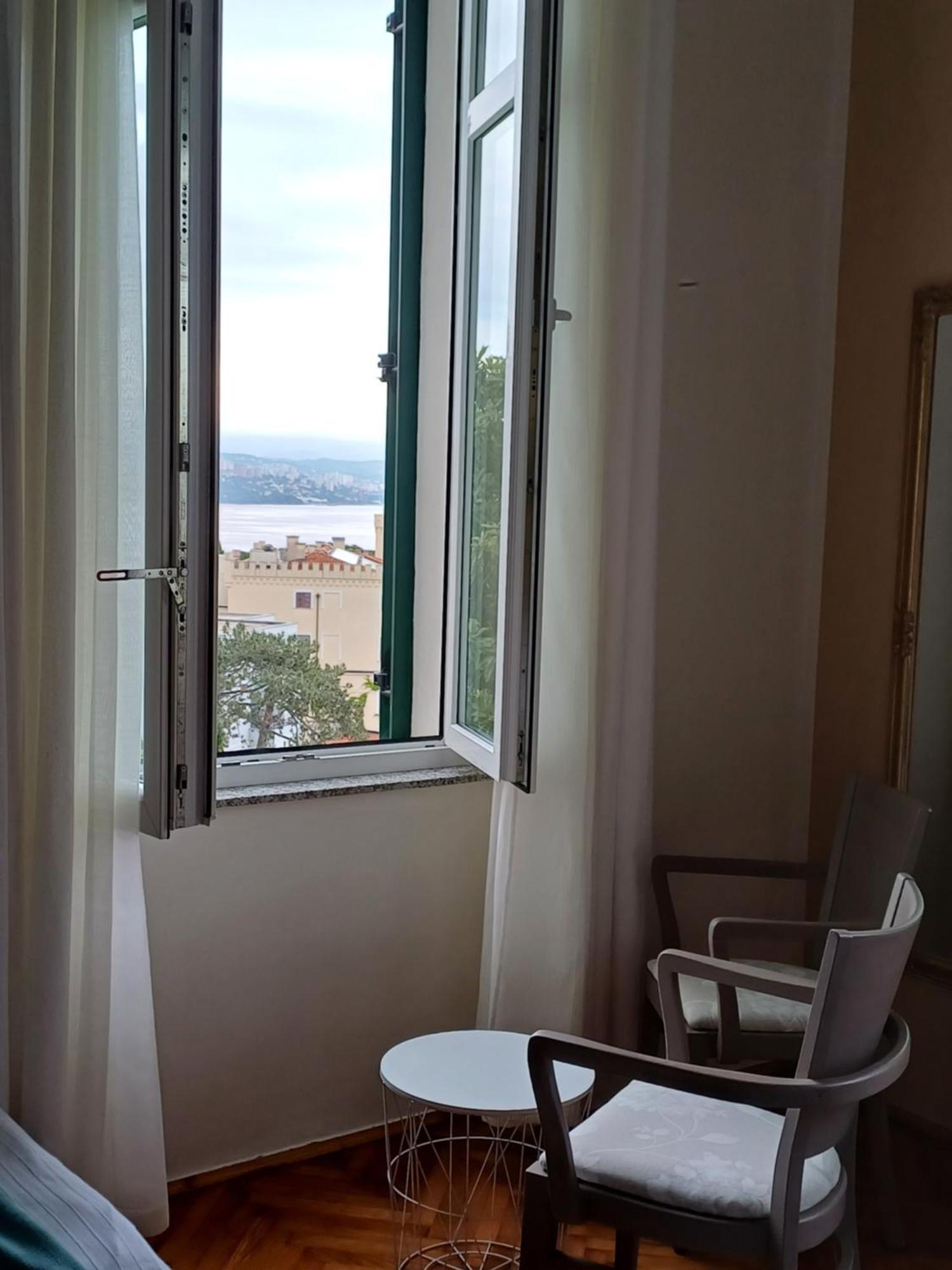 Apartment Zdenka - 100 M From The Beach Опатия Экстерьер фото