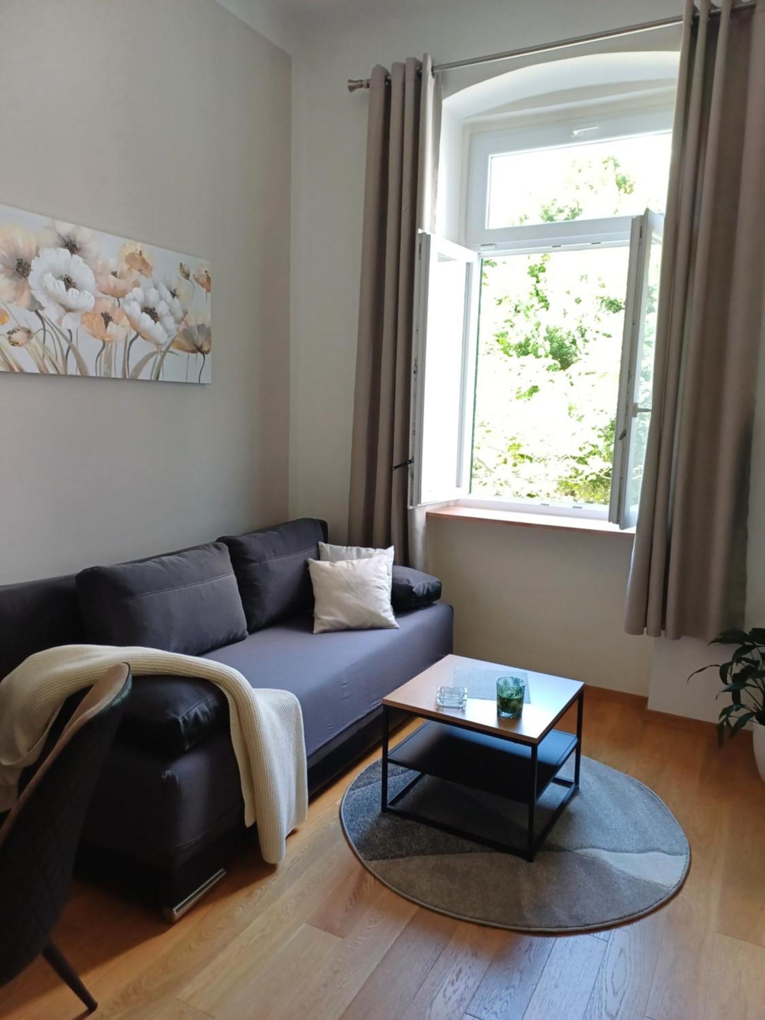 Apartment Zdenka - 100 M From The Beach Опатия Экстерьер фото